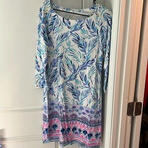 Women’s size large Lilly Pulitzer shift dress with 3/4 sleeves
